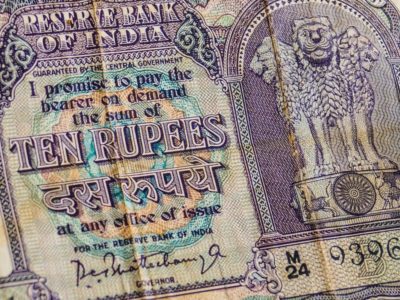 indian-rupee-banknote